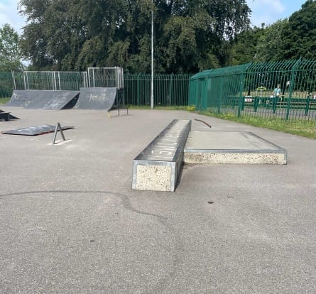 Vansittart Recreation Ground - image 2