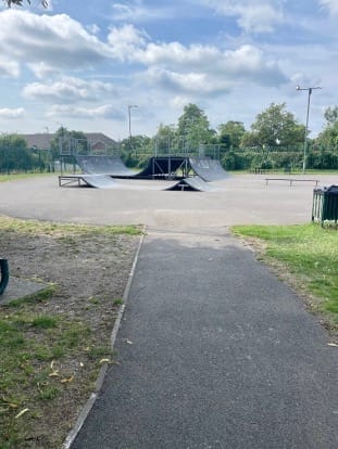 Vansittart Recreation Ground - image 1