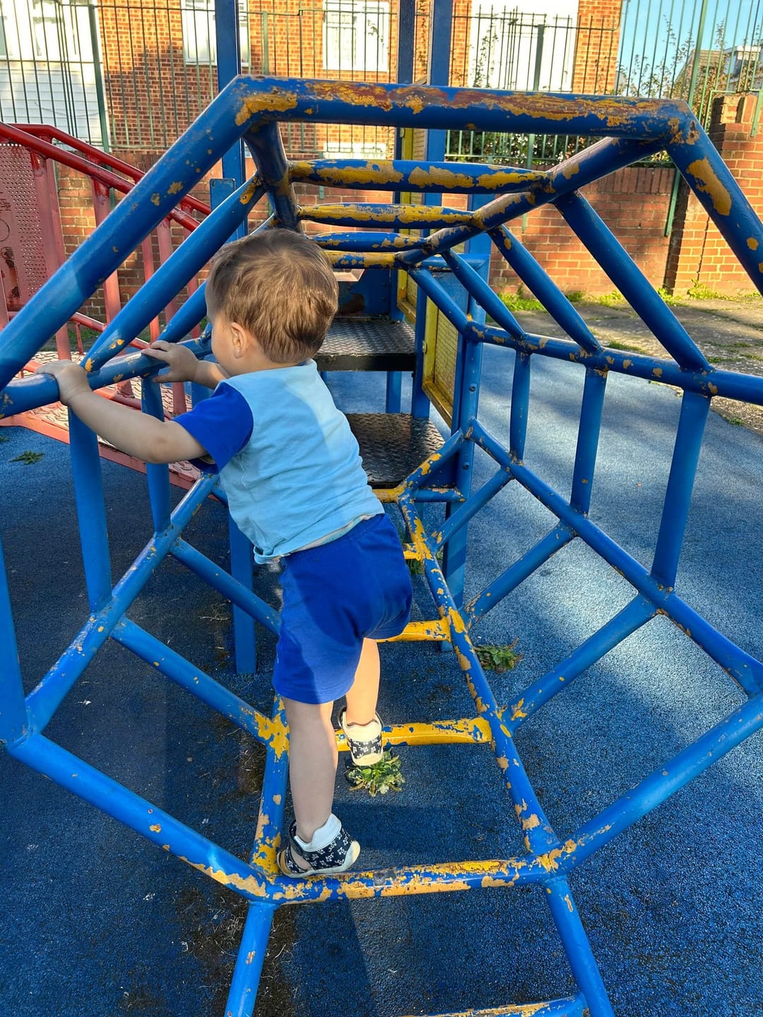 Bruce Walk Play Area - image 1